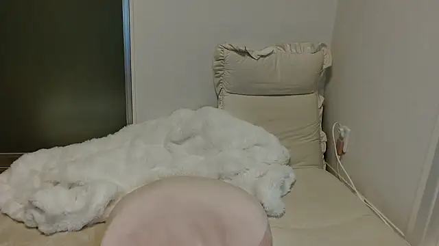 JURIO0715 online show from September 11, 5:35 pm