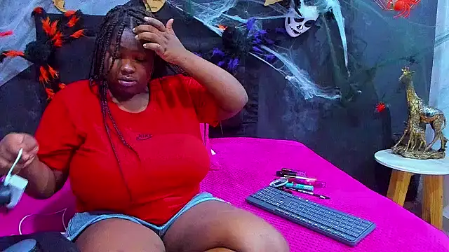 Maiam  Rossi online show from November 18, 11:44 am