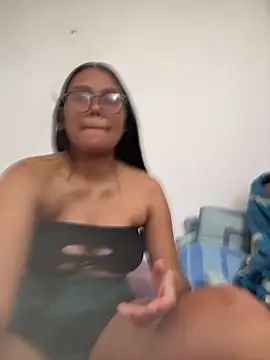 burbuja02 online show from March 3, 4:24 pm