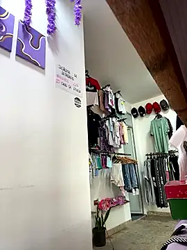 burbuja02 online show from January 18, 7:10 pm