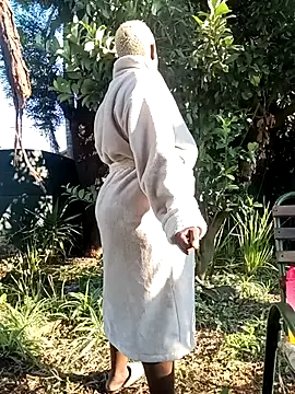 DarkQueen 94 online show from April 5, 5:50 am