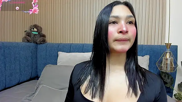 angel ponce online show from April 13, 7:14 pm