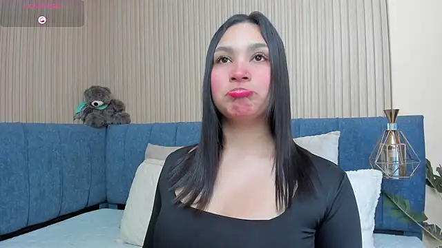 angel ponce online show from March 30, 7:24 pm