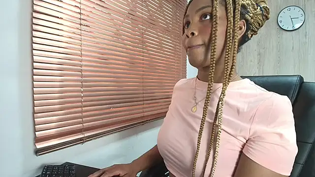 ArianaBeake online show from September 17, 8:29 pm