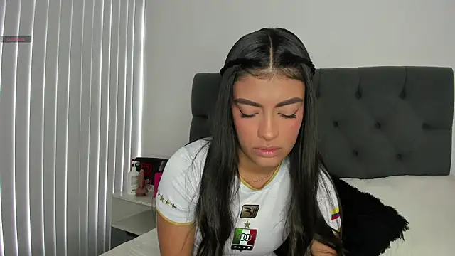 VictoriaParkeer online show from March 18, 12:32 pm