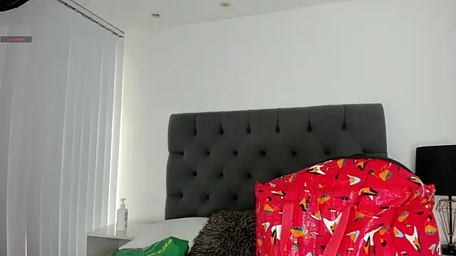 VictoriaParkeer online show from May 28, 11:30 am