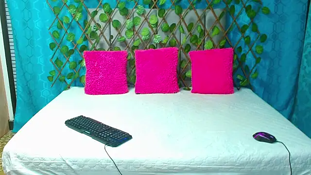 ximena butterfly2 online show from March 11, 12:59 am