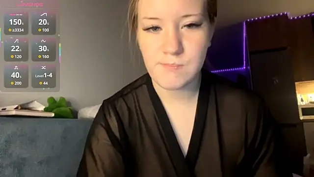 PandaFluff online show from January 16, 6:48 pm