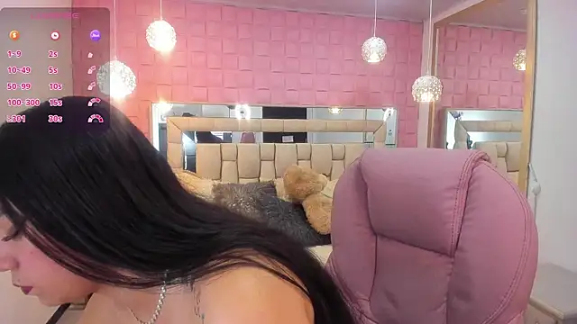  laaura  online show from October 16, 5:37 pm