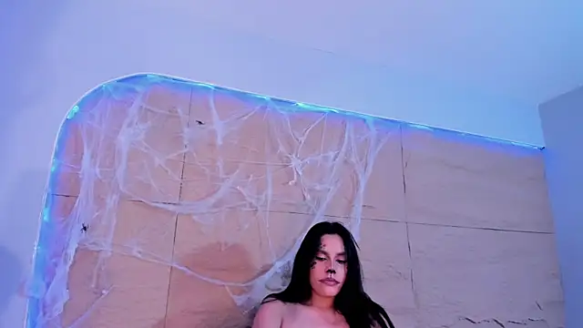 RenataLeclair online show from October 31, 5:28 pm