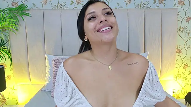 Lexxi gb online show from March 24, 8:25 pm