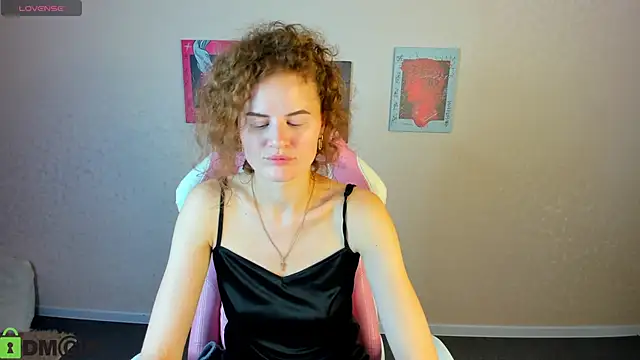 Wanda Gomez online show from September 17, 2:48 pm