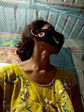 priyastrip314 online show from March 21, 4:01 pm