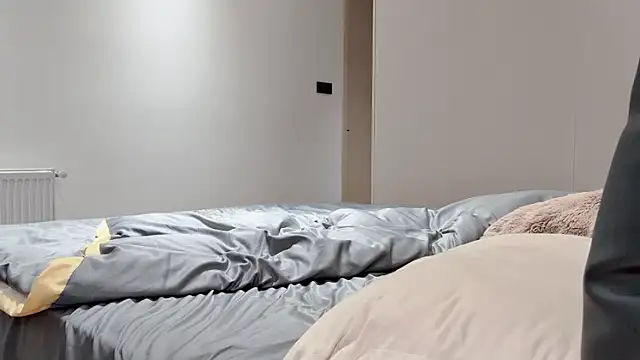 Aquarius-002 online show from October 5, 11:26 am