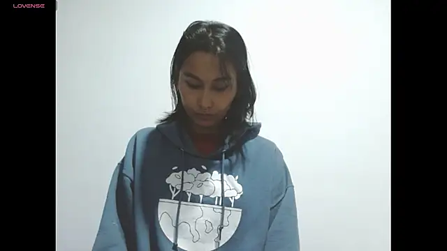 Gia Lee online show from January 7, 2:37 am