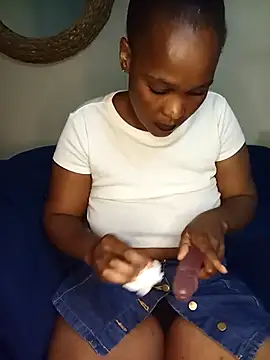 PRETTYJANE36 online show from February 24, 7:01 pm