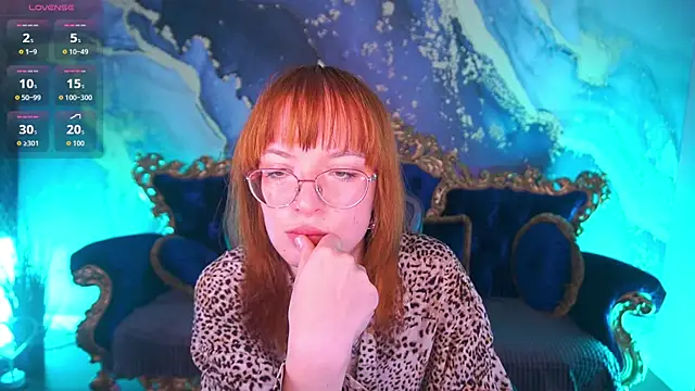 Pixie Peachh online show from December 14, 7:58 am