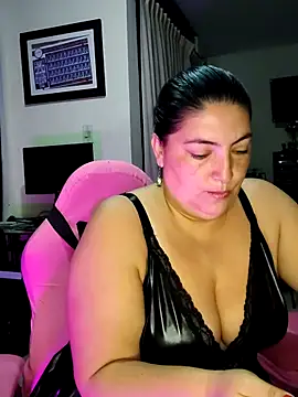 lina maria99 online show from October 6, 6:19 am