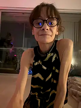 Chris06d22xh online show from December 5, 9:05 pm