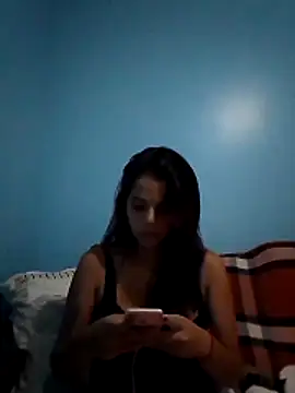 PatyPatriciaa online show from April 27, 2:30 am