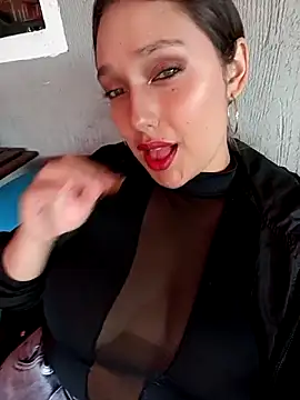 Naughty Samantha online show from January 6, 5:38 pm