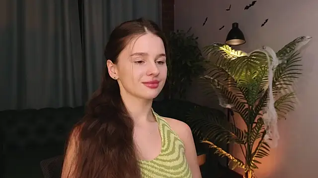 Olivia Farrell online show from October 29, 1:04 pm