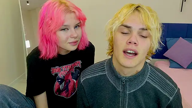 Bonnie And C1yde online show from October 18, 5:04 pm