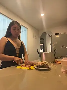 Sara-cooper2 online show from September 17, 3:10 pm