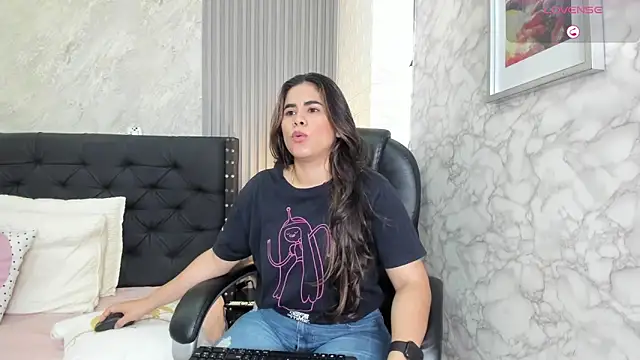 alicy  torres online show from April 7, 12:18 pm