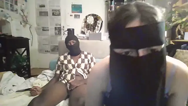 ParfumCerise online show from September 8, 7:46 pm