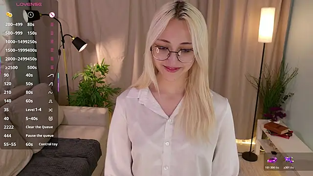 Marry sharp online show from October 27, 9:09 pm