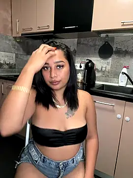 JaneetDeea online show from September 13, 10:40 pm