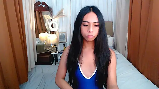 scarlet smith7 online show from April 21, 2:51 am