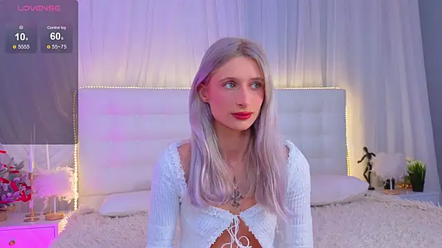 Monica Leen online show from February 7, 6:50 am