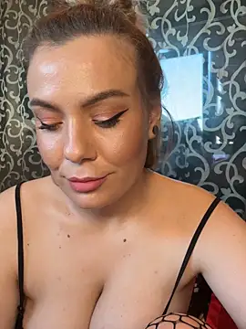 emmasweett11 online show from October 20, 1:58 pm