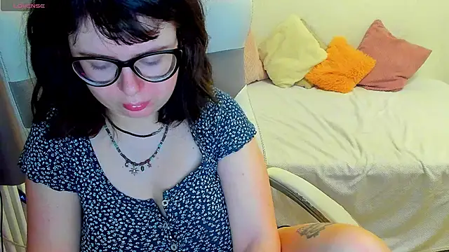 MilisaSweet777 online show from November 23, 9:38 pm