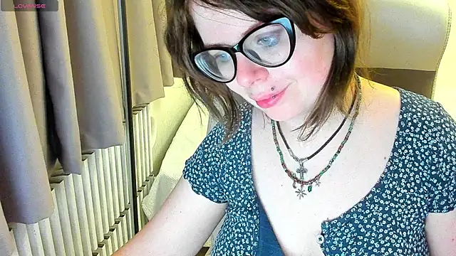 MilisaSweet777 online show from October 2, 7:30 pm