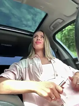  JessyRey  online show from September 15, 8:33 am