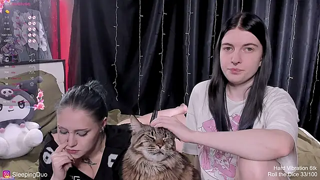 Threesomebabes online show from February 3, 4:12 pm