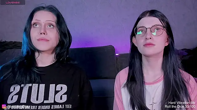 Threesomebabes online show from June 22, 8:06 pm