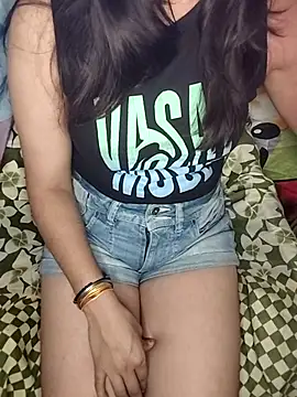 Laila Pahadi online show from November 18, 6:53 pm