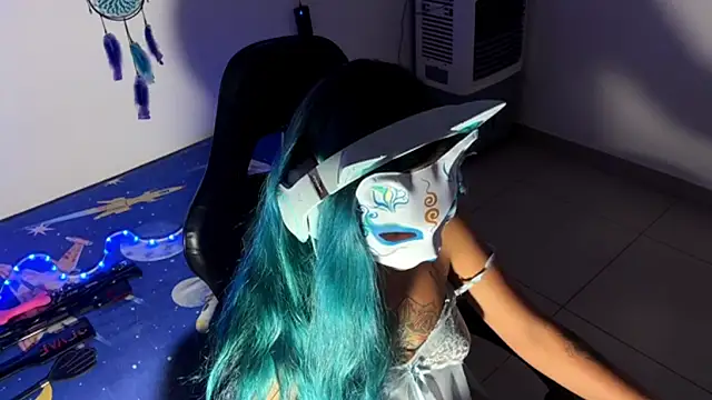 bluesubmissive online show from October 25, 4:31 am