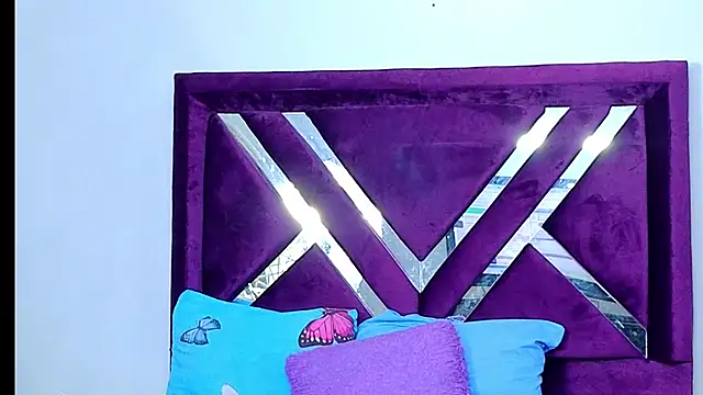 Lushy sweet online show from November 19, 5:18 am