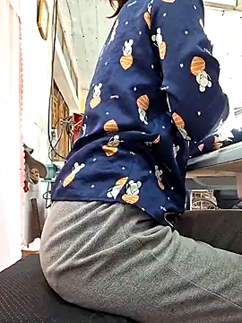 irina hana online show from November 29, 2:37 am