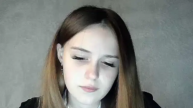 SweetLoraa online show from October 5, 6:13 pm