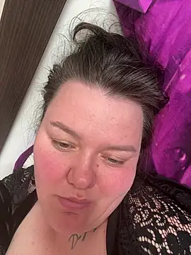 SunnyLeila2101 online show from April 2, 1:41 pm