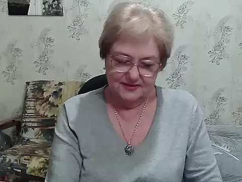 Renata62011 online show from November 4, 7:08 pm