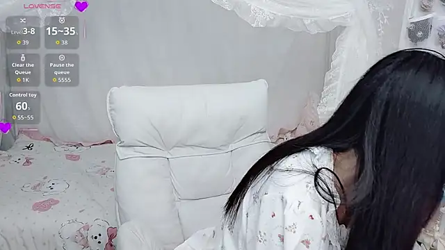 9aunatiis online show from February 3, 1:05 pm