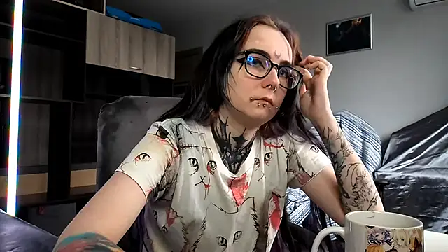 HighelikeGirl online show from September 29, 9:03 am