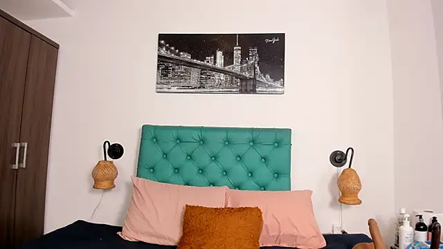 juliana 13 online show from January 15, 8:04 pm